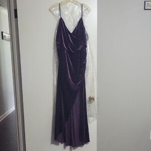 Jules &Cleo Deep Purple Formal Dress Size 20 Fits Like 16/18
